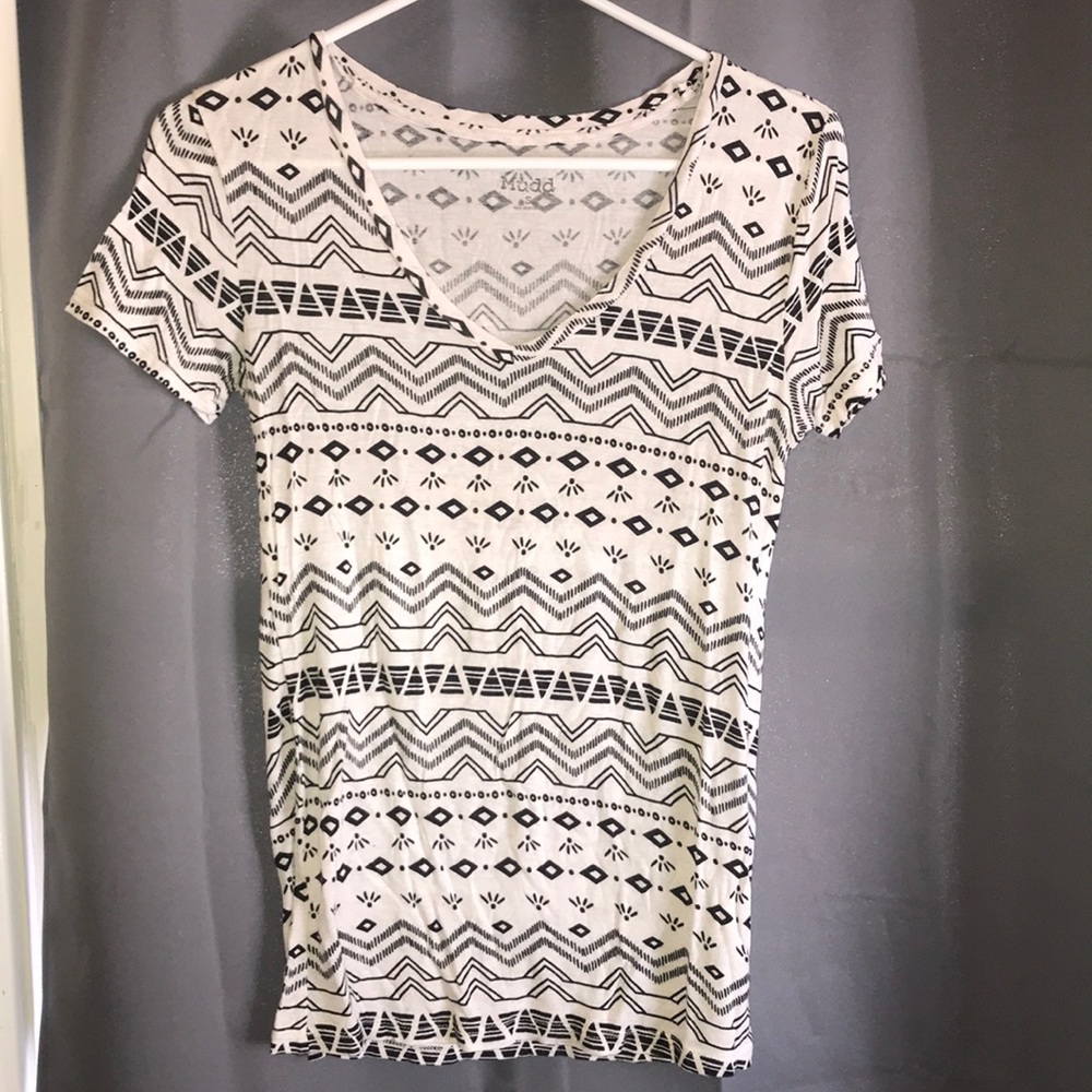 Mudd Tribal pattern Tee